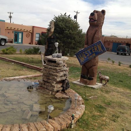 Western Inn Roswell Bagian luar foto