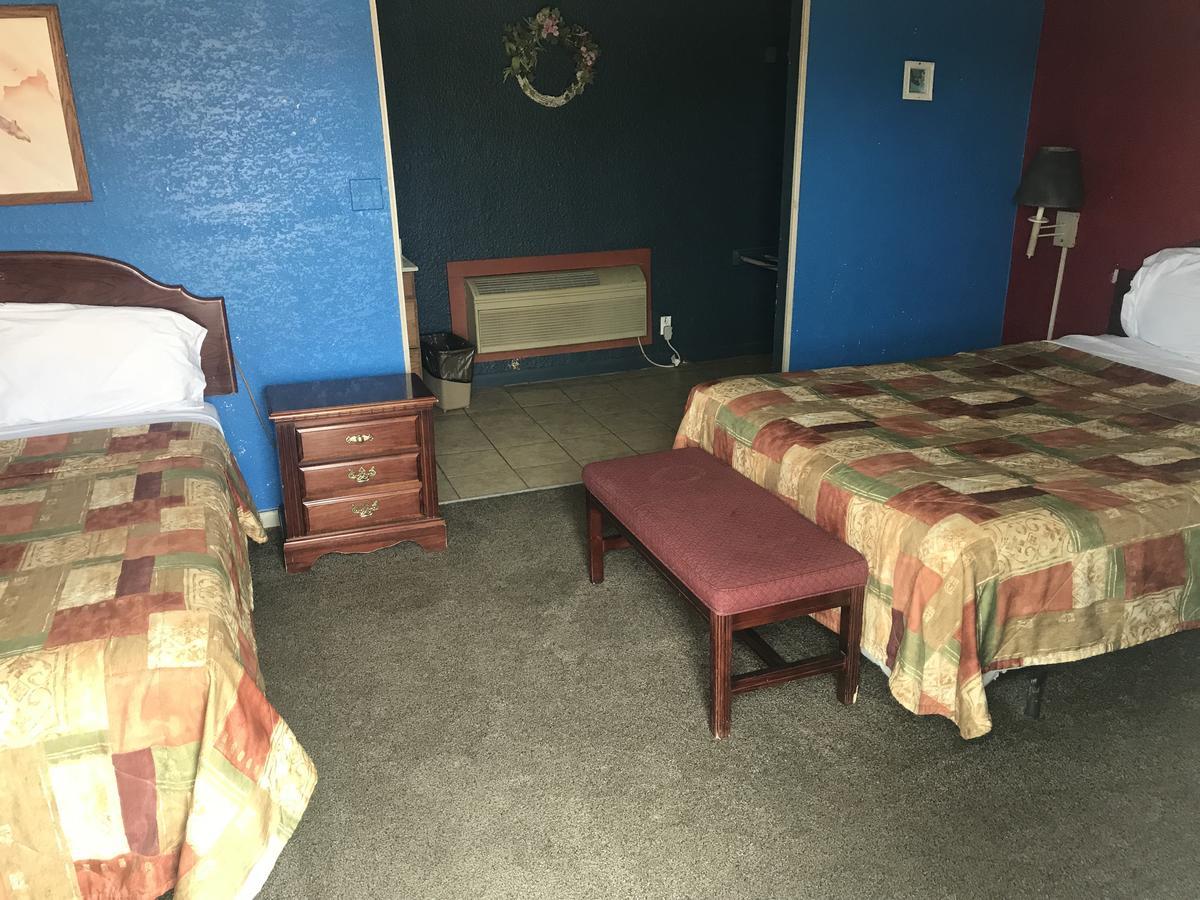 Western Inn Roswell Bagian luar foto