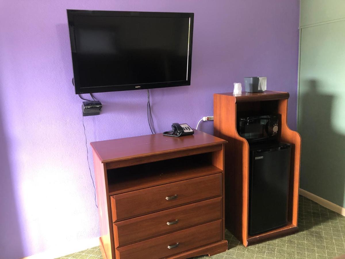 Western Inn Roswell Bagian luar foto